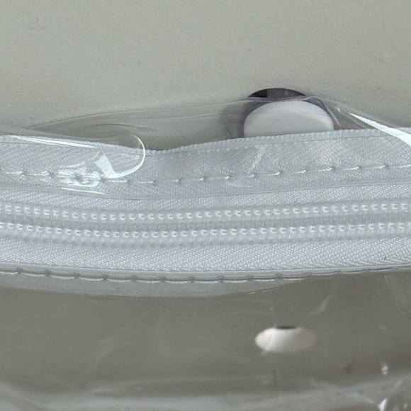 Bogg White Baseball Tote Medium Bag - Picture 4 of 4